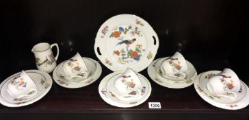 A pretty vintage tea set depicting bird & flowers (17 pieces)