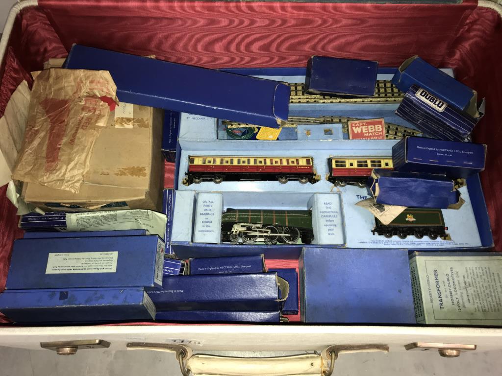 A boxed Hornby EDP11 passenger train set, silver king and quantity of goods wagons, - Image 2 of 2