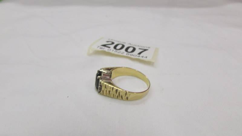 An 18ct diamond and sapphire yellow gold ring, size P. - Image 2 of 2