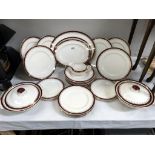 A 31 piece Alfred Meakin dinner set