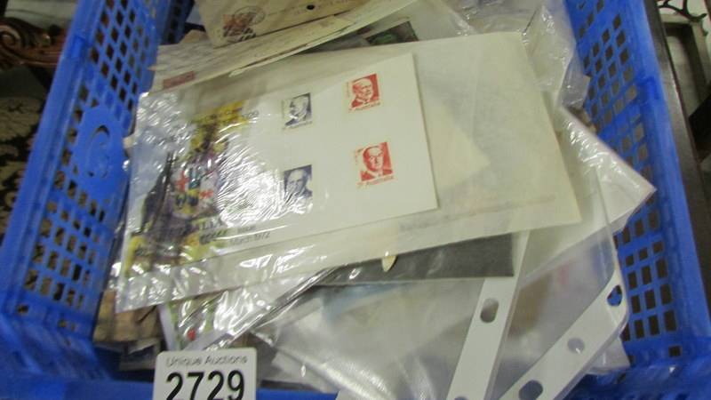 A mixed lot of assorted postage stamps, stamped envelopes etc. - Image 2 of 5