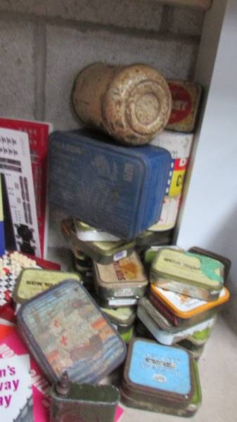 A mixed lot of vintage tins (most with contents) together with a mixed lot of railway related items. - Image 4 of 4