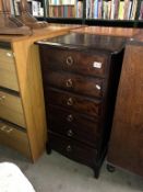 A Stag dark wood stained 6 dawer bedroom chest of drawers (scratches to top)(52.5cm x 52.