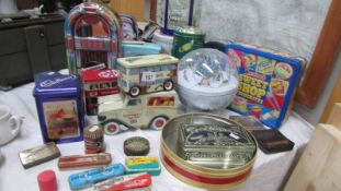A mixed lot of old tins.