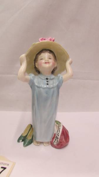 Two Royal Doulton figurines - Paisley Shawl HN 1988 and Make Believe Hn 2225 (chip in shoe). - Image 4 of 5