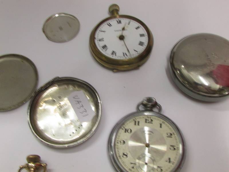 Two gold plated pocket watches and other pocket watches for spare or repair.. - Image 3 of 4