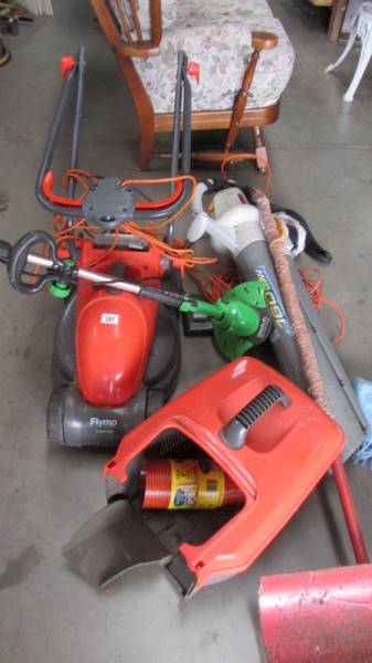 A good lot of garden electrics including working G tech strimmer.