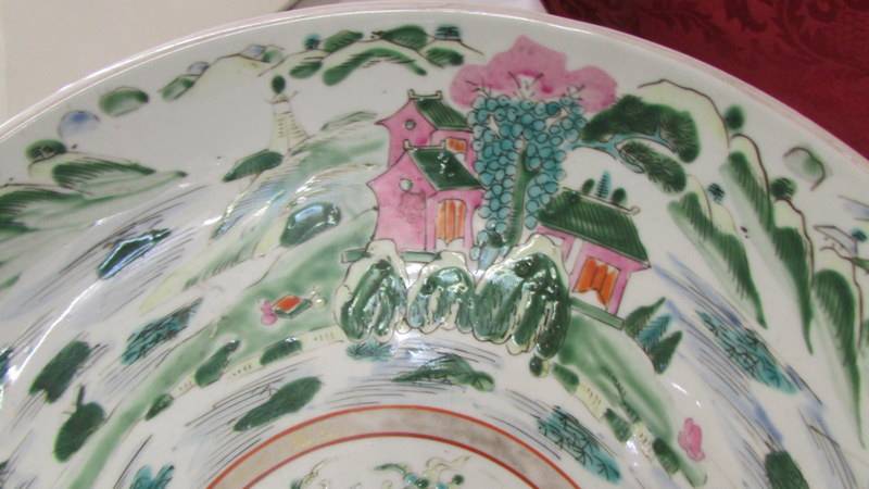 A 19th century hand painted Chinese charger. ****Condition report**** 33. - Image 3 of 10