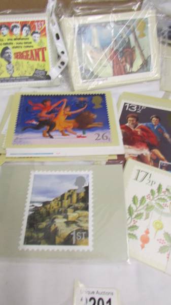 In excess of 200 assorted postcards, stamped envelopes etc. - Image 4 of 6