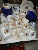 A mixed lot of commemorative china.