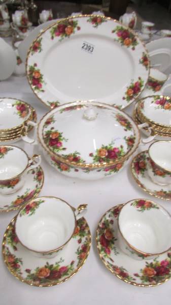 A good lot of Royal Albert Old Country Roses tea and dinner ware comprising meat platter, tureen, - Image 3 of 4