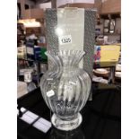 A boxed Dartington crystal vase (height 21cm)