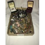 A mixed lot of necklaces,
