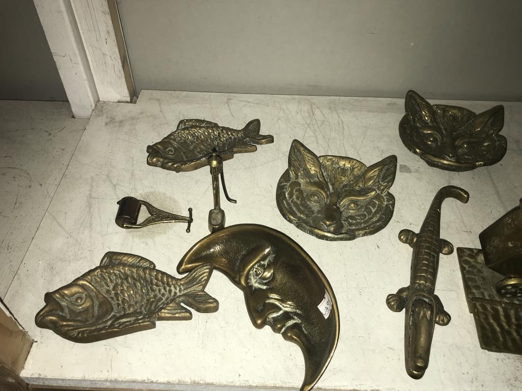 A selection of brassware including cat head, dishes & crocodile nut cracker etc. - Image 2 of 5