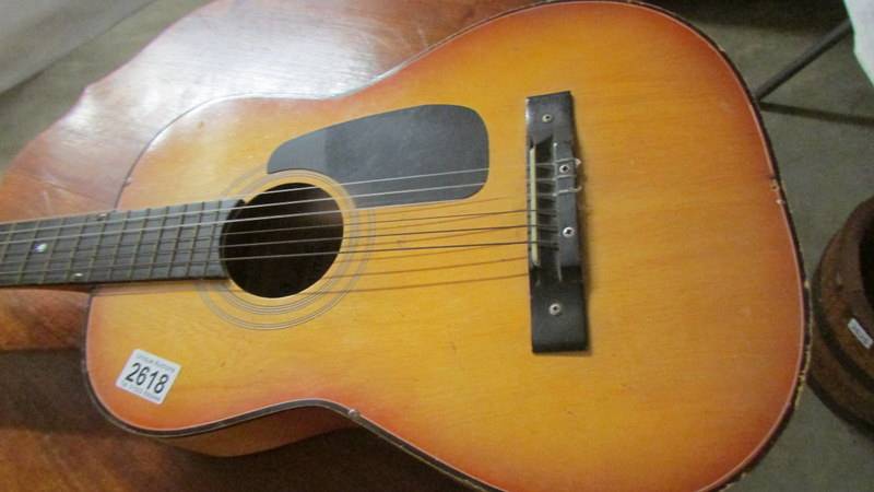 An acoustic guitar, - Image 2 of 3