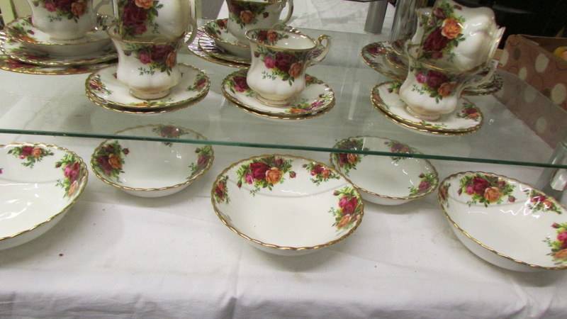 In excess of 50 pieces of Royal Albert Old Country Roses tea and dinner ware. - Image 5 of 5