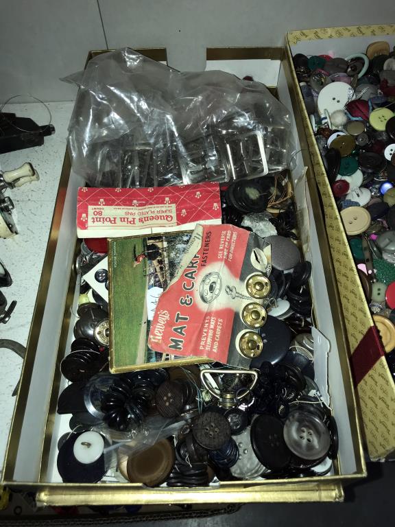 A good lot of buttons & buckles - Image 2 of 3