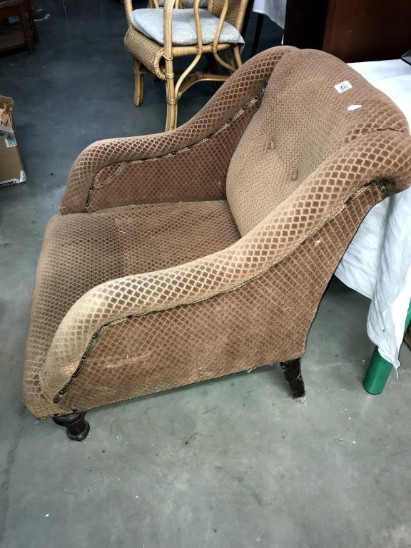 An Edwardian brown fabric covered tub/arm chair - Image 2 of 3