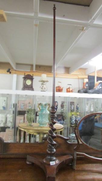 A mahogany barley twist pole screen stand. (Collect only).