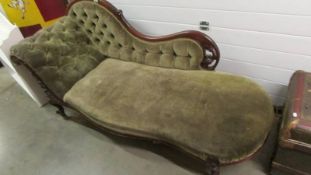 A mahogany chaise longue. (Collect only).