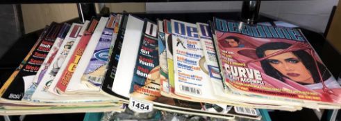 A quantity of Deadline magazines