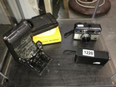 A quantity of camera's to include a boxed Kodak, Kodette II folding Brownie,