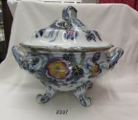 A large 19th century soup tureen (small hairline crack to cover).