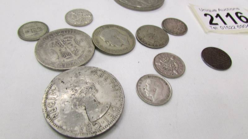 Approximately 40 grams of pre 1947 silver coins, six crowns and other coins. - Image 3 of 3