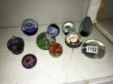 10 glass paperweights including Caithness 'Ozone'