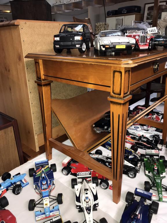 A wooden coffee/side table with magazine shelf - Image 2 of 2