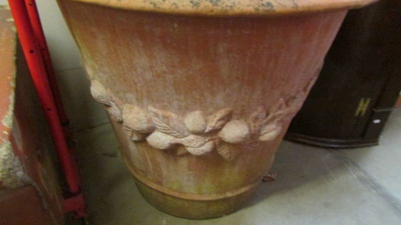 A large earthenware planter. (Collect only). - Image 2 of 2