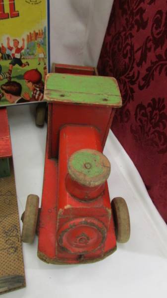 A mixed lot of vintage toys including wooden train, petrol station, building blocks etc. - Image 2 of 4