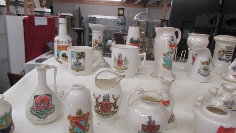 Fifty pieces of assorted crested china, various crests, - Image 4 of 5