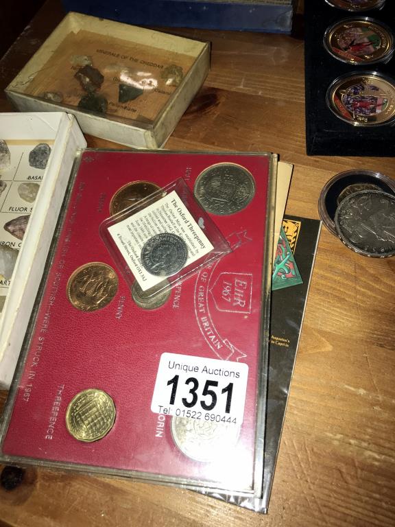Kents cavern and Cheddar minerals and 4 Liverpool hall of fame medallions etc. - Image 2 of 7