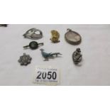 A mixed lot of brooches including turquoise set pheasant, micromosaic, monkey etc.