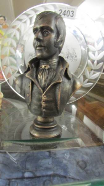 A Royal Doulton Robert Burns collector's plate and figure together with a Robert Burns glass plate - Image 5 of 5