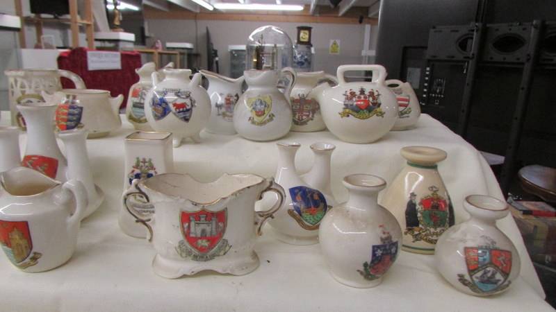 Forty pieces of assorted crested china. - Image 5 of 5