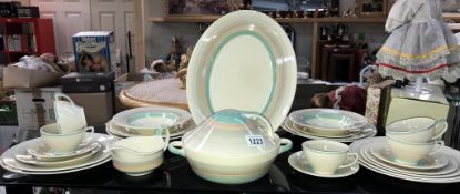 26 piece Susie Cooper tea and dinner set including a lovely tureen with lid
