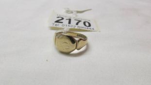 A 9ct gold signet ring, size N. 4.6 grams.