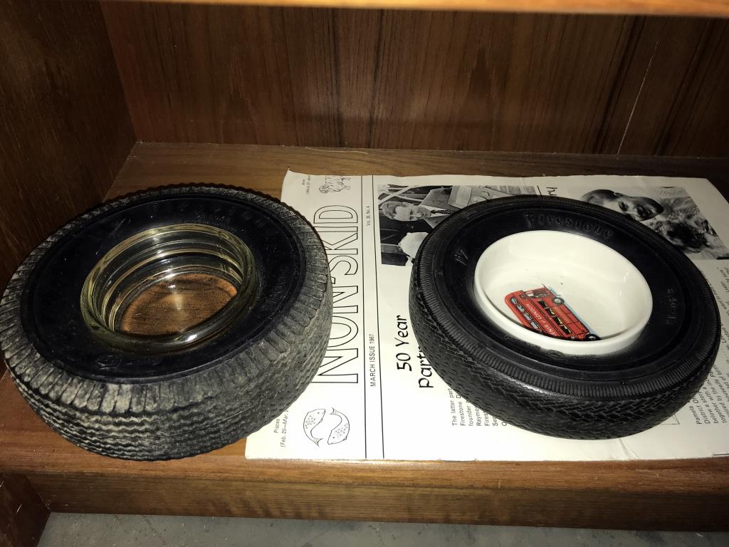 3 vintage Firestone tyre ashtrays and an oak cigarette box - Image 2 of 4