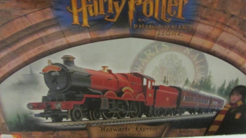 A Hornby R1025 Harry Potter and the Philosopher's Stone Hogwarts Express train set. - Image 2 of 3