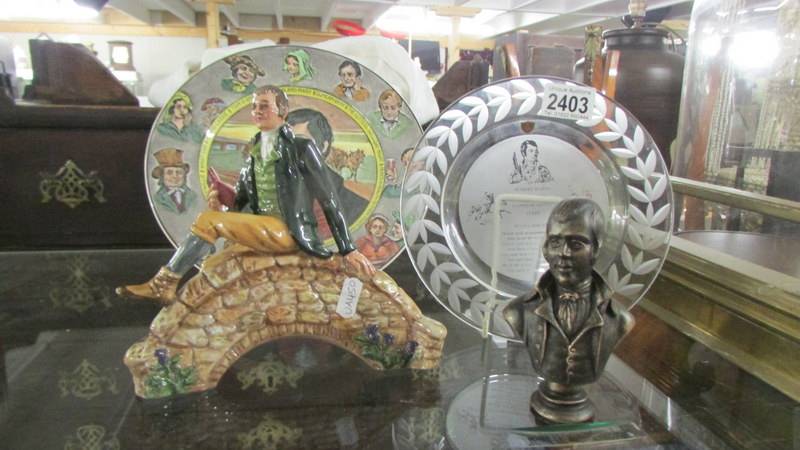 A Royal Doulton Robert Burns collector's plate and figure together with a Robert Burns glass plate