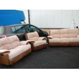A good quality part leather suite comprising 2 seat, 3 seat sofa's and chair, all reclining.