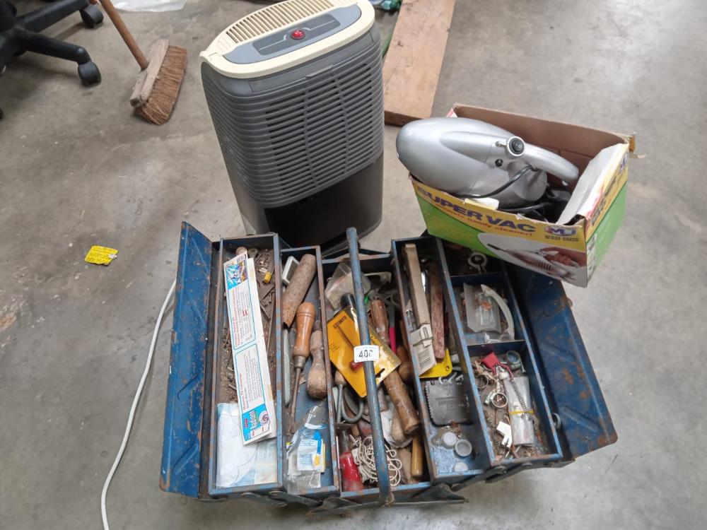 A cantilever metal tool box with contents, a Super vac and a dehumidifier. - Image 2 of 4