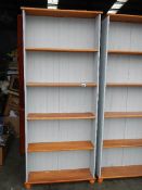 A pair of painted pine bookcases, 180 x 75 x 20 cm.