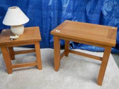 2 solid oak side tables, a table lamp and and 150 x 80 cm rug.