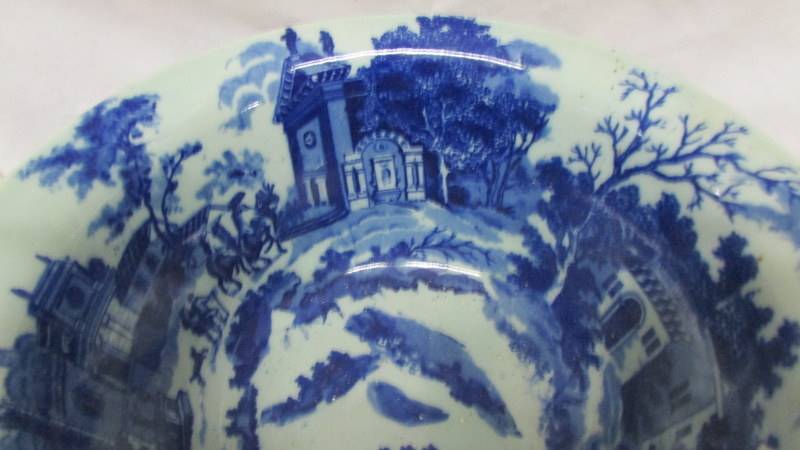 A blue and white bowl. - Image 3 of 5