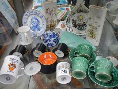 A mixed lot of ceramic items. Collect only.