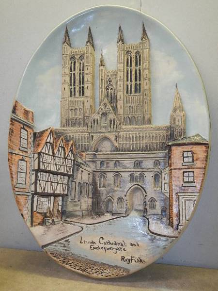 An oval wall plaque depicting Lincoln Cathedral signed Roy Fisk and another Lincoln wall plaque. - Image 3 of 6