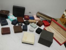 A mixed lot of jewellery boxes.